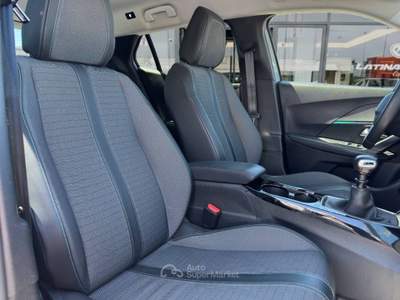 Peugeot 2008 1.2 puretech Allure s&s 100cv con CarPlay Grigio usata Latina