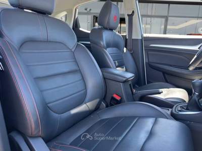 MG ZS 1.5 Classic  Luxury con Telecam e CarPlay Bianco usata Latina