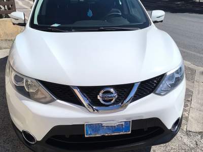 Nissan Qashqai Perfette condizioni,tagliandata regolarmente usata Albano Laziale