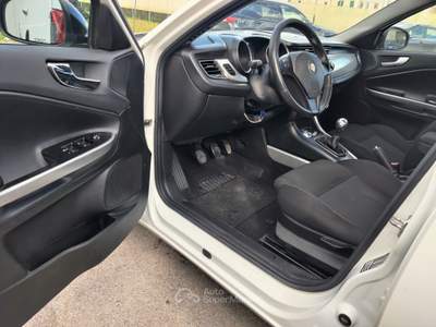 Alfa Romeo Giulietta Giulietta 1.6 JTDm 105 cv. Bianco usata Terlizzi