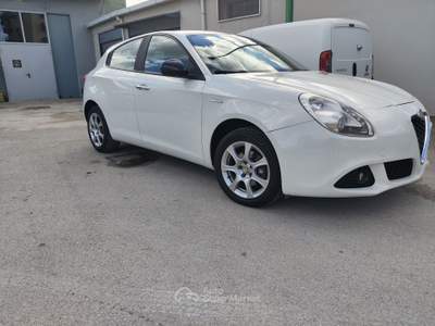 Alfa Romeo Giulietta Giulietta 1.6 JTDm 105 cv. Bianco usata Terlizzi