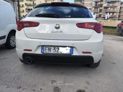 Alfa Romeo Giulietta Giulietta 1.6 JTDm 105 cv. Bianco usata Terlizzi