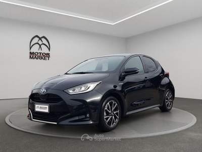 Toyota Yaris 1.5 VVT-iE Hybrid Lounge E-CVT Nero usata Roma
