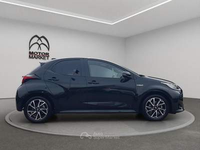 Toyota Yaris 1.5 VVT-iE Hybrid Lounge E-CVT Nero usata Roma