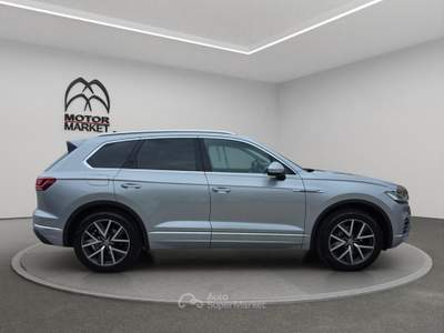Volkswagen Touareg 3.0 TDI SCR Advanced 4Motion Tiptronic Argento usata Roma