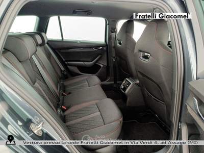 Skoda Octavia wagon 2.0 tsi rs dsg Grigio usata Assago