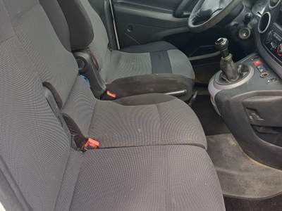 Peugeot Partner Ottimo stato usata Viterbo