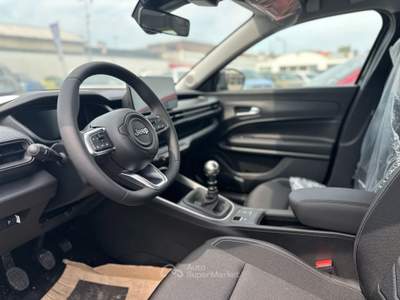 Jeep Avenger Avenger - avenger 1.2 turbo altitude fwd 100cv Nero usata Legnano