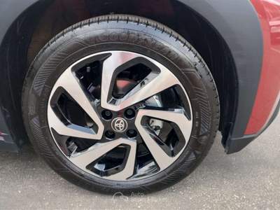 Toyota Aygo  -  1.0 vvt-i 72 cv 5 porte trend Rosso usata Modena