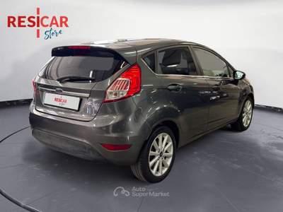 Ford Fiesta Fiesta 5p 1.5 tdci titanium 75cv idonea neopatentato Grigio usata Alessandria