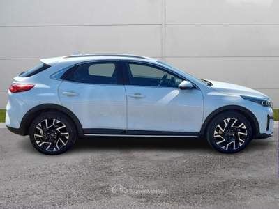 Kia XCeed Xceed 1.5 t-gdi mhev business 140cv dct Bianco usata ROMA