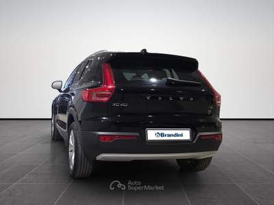 Volvo XC40  n1 1.5 t2 momentum pro geartronic my21 Nero usata Firenze