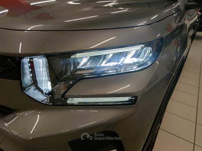 Citroen C3 NEW C3 1.2 100cv Max + Car Play Grigio usata LEGNANO