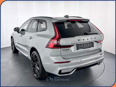 Volvo XC60 XC60 2.0 b5 mhev Plus Black Edition awd auto Grigio usata Milano