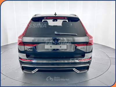 Volvo XC60 XC60 B5 AWD Plus Black Edition Nero usata Milano
