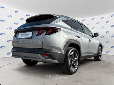 Hyundai Tucson 1.6 HEV 2wd 239cv Business Auto Argento usata Pistoia