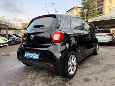 Smart ForFour 70 1.0 52kW prime twinamic GPL Nero usata Nocera Inferiore