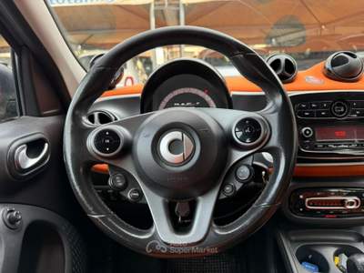 Smart ForFour 70 1.0 52kW prime twinamic GPL Nero usata Nocera Inferiore