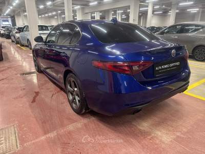 Alfa Romeo Giulia 2.2 Turbo AT8 190CV Sprint Blu/Azzurro usata Palermo