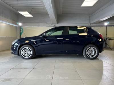 Alfa Romeo Giulietta 1.6 JTDM 120cv Giulietta Blu/Azzurro usata Milano