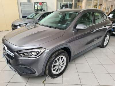 Mercedes-Benz GLA GLA 200 d Automatic Business Extra IVA ESPOSTA! Grigio usata Parma