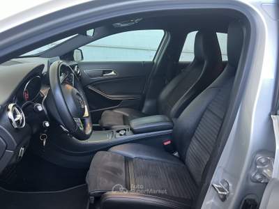Mercedes-Benz GLA GLA 200 d Premium auto DA 189,00 AL MESE Grigio usata San Giuseppe Vesuviano