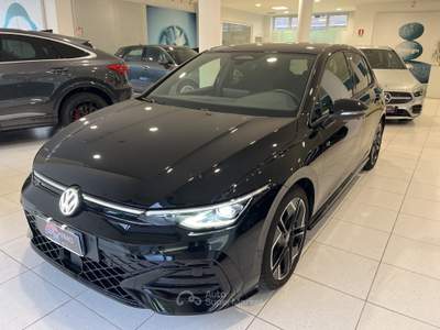 Volkswagen Golf 2.0 TDI SCR 110KW R-Line Plus DSG Nero usata Sava