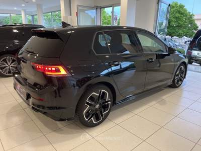 Volkswagen Golf 2.0 TDI SCR 110KW R-Line Plus DSG Nero usata Sava