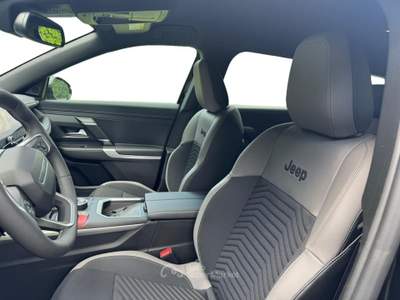 Jeep Compass nuova e-hybrid first edition 1.2 145cv ehybrid fwd edct6 usata Fisciano