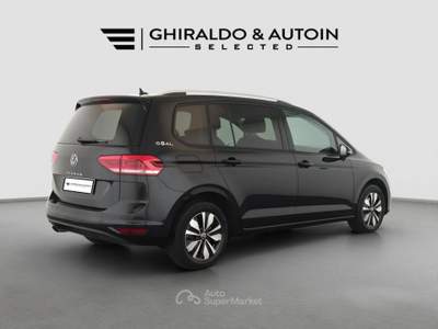 Volkswagen Touran 2.0 TDI SCR Business DSG 150CV 7P Tetto Nero usata Padova