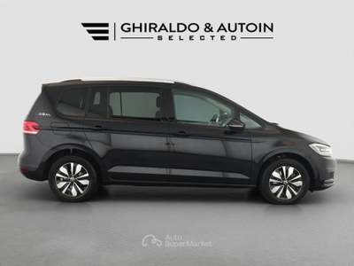 Volkswagen Touran 2.0 TDI SCR Business DSG 150CV 7P Tetto Nero usata Padova