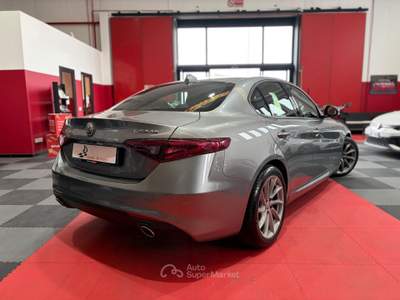 Alfa Romeo Giulia 2.2 Turbo AT8 180cv Executive Grigio usata Cornate D'adda