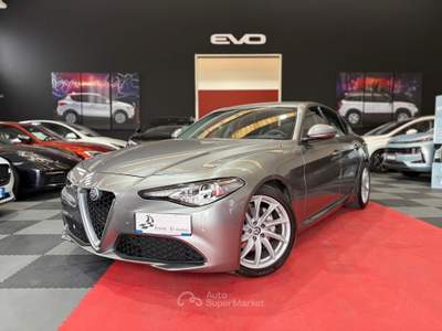 Alfa Romeo Giulia 2.2 Turbo AT8 180cv Executive Grigio usata Cornate D'adda