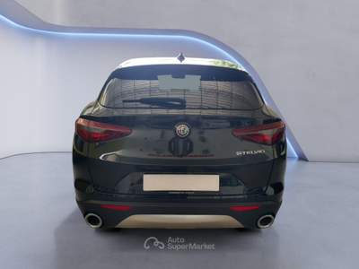Alfa Romeo Stelvio Stelvio 2.2 t Super rwd 180cv auto Nero usata Barletta