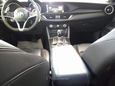 Alfa Romeo Stelvio Stelvio 2.2 t Super rwd 180cv auto Nero usata Barletta