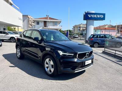 Volvo XC40 XC40 D3 AWD Momentum Pro Nero usata Rimini