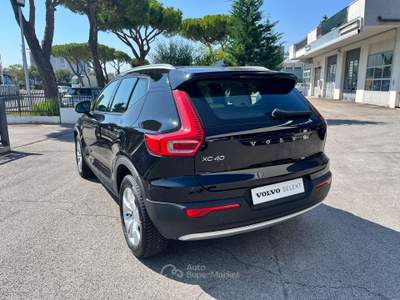 Volvo XC40 XC40 D3 AWD Momentum Pro Nero usata Rimini