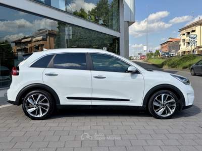 Kia Niro 1.6 HEV GDI Energy DCT Bianco usata Pavia