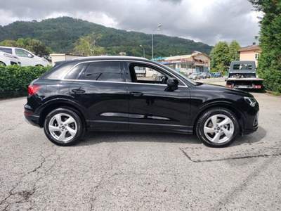Audi Q3 2.0 35 TDI S Tronic Business Advanced Nero usata Bagni di Lucca