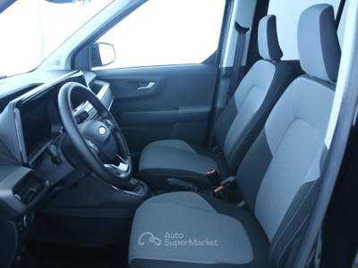 Ford Tourneo Courier 1.0 EcoBoost 125CV Titanium / Luci diurne LED Nero usata Feltre