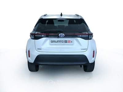 Toyota Yaris Cross 1.5H 116 CV E-CVT Trend Cerchi in lega da 17"/Vetri posteriori oscurati/Telecamera posteriore di assistenza al parcheggio Argento usata Feltre