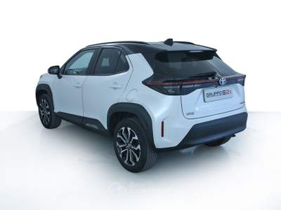 Toyota Yaris Cross 1.5H 116 CV E-CVT Trend Cerchi in lega da 17"/Vetri posteriori oscurati/Telecamera posteriore di assistenza al parcheggio Argento usata Feltre