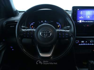 Toyota Yaris Cross 1.5H 116 CV E-CVT Trend Cerchi in lega da 17"/Vetri posteriori oscurati/Telecamera posteriore di assistenza al parcheggio Argento usata Feltre