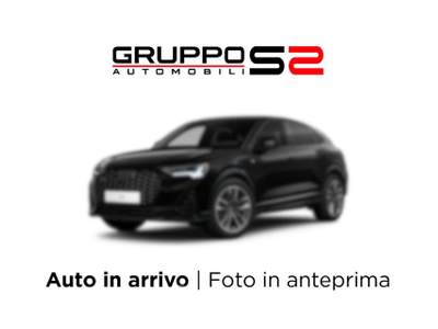 Audi Q3 35 TDI S tronic S Line Edition Pacchetto Nero lucido Audi exclusive/Cerchi in lega da 20"/Sistema di navigazione MMI plus con MMI touch Nero usata Feltre