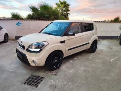 Kia Soul 128cv Cool Beige usata Qualiano
