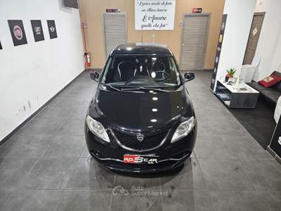 Lancia Ypsilon 1.2 benz. 69cv Nero usata Qualiano