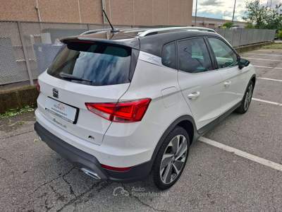 Seat Arona Arona 2022 1.0 ecotsi FR 110cv dsg Bianco usata Pedrengo