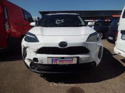 Toyota Yaris Cross 5p. E-CVT GR SPORT Bianco usata Marconia di Pisticci