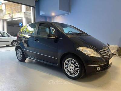 Mercedes-Benz Classe A Classe A - W/C 169 cdi Elegance FL Nero usata Pove del Grappa