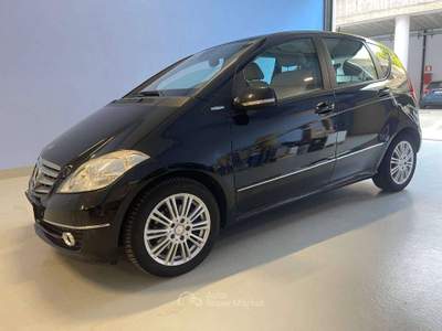 Mercedes-Benz Classe A Classe A - W/C 169 cdi Elegance FL Nero usata Pove del Grappa
